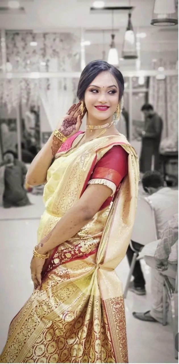 Riya - College Girl Hyderabad